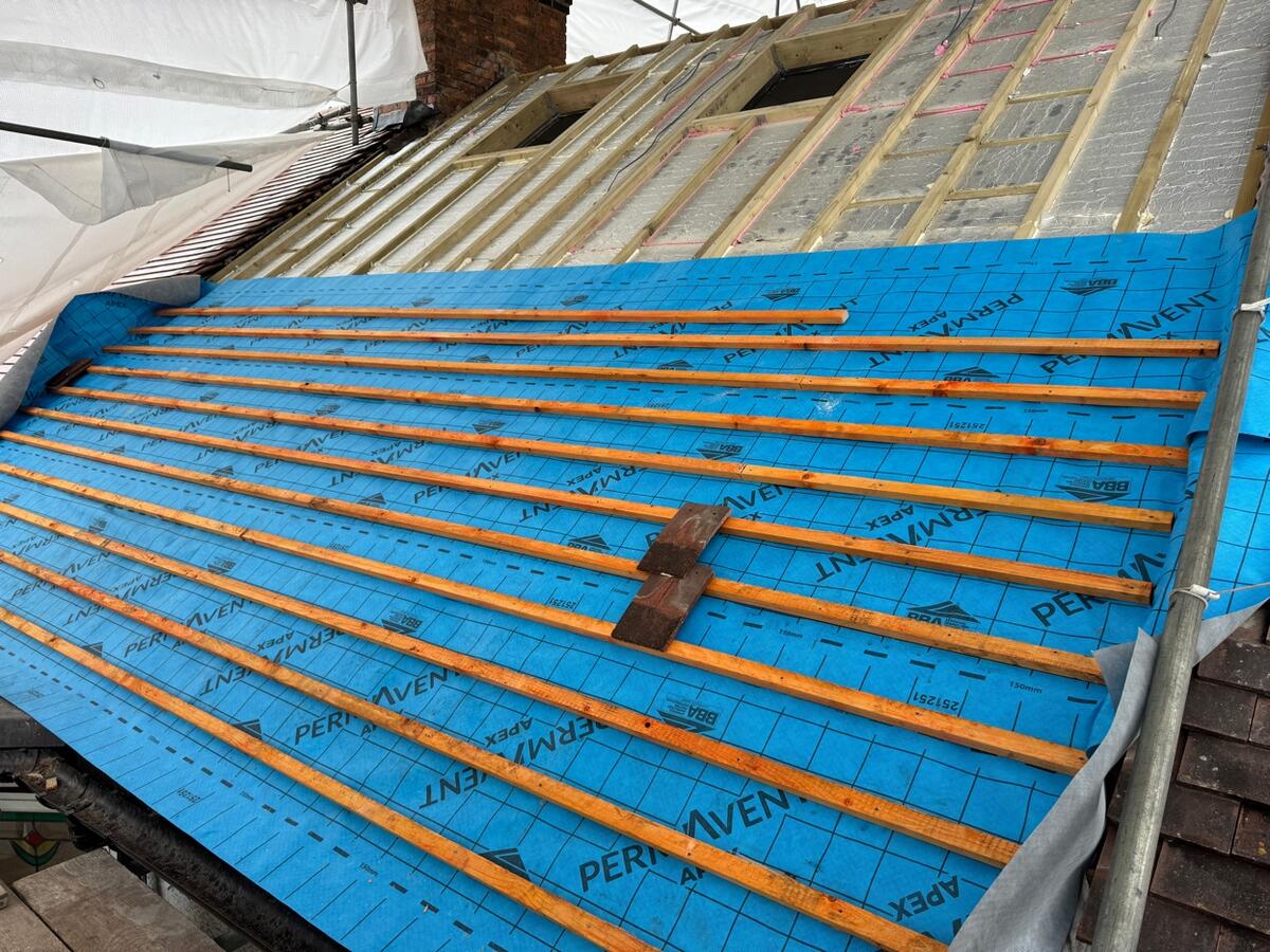 Breathable membrane and battens ready for tiling