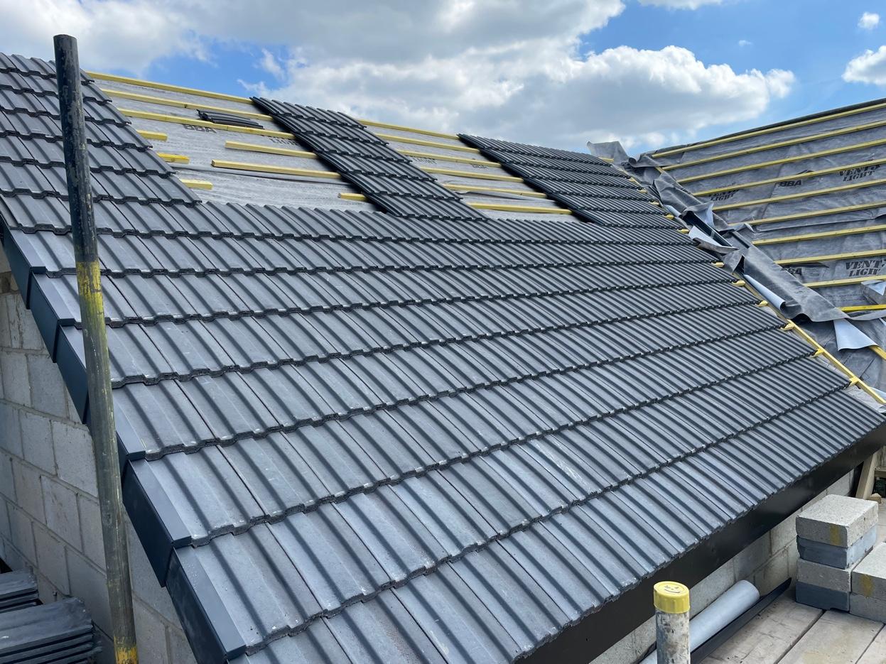 Newbuild Tile by Ikon Roofing