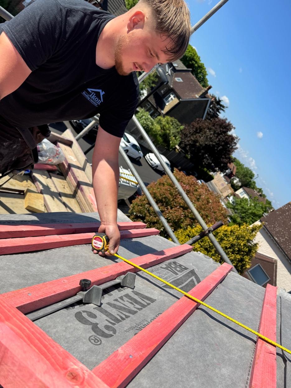 Measuring batten gauge on site